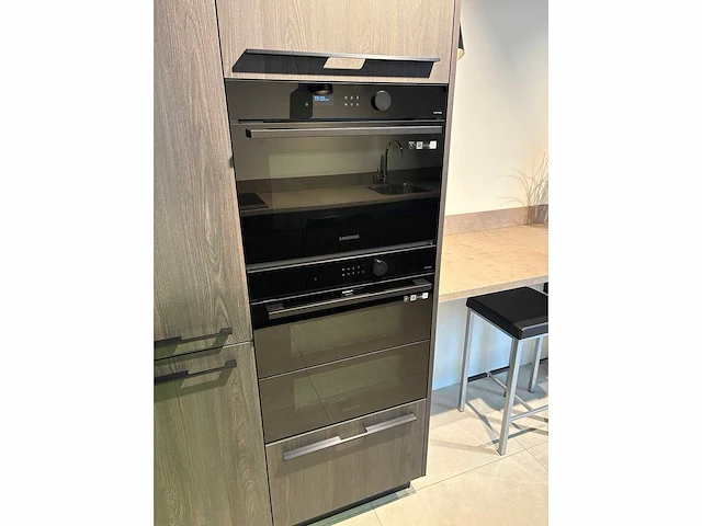 Keller bronx koffie eiken - showroom keuken - afbeelding 10 van  31