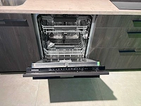 Keller bronx koffie eiken - showroom keuken - afbeelding 17 van  31