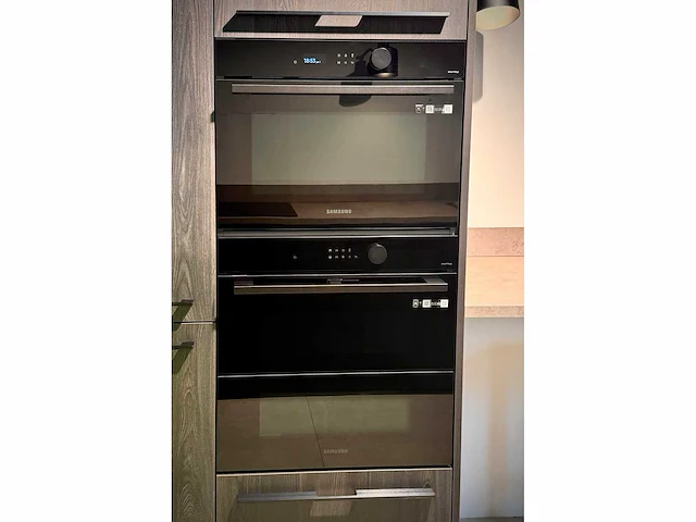 Keller bronx koffie eiken - showroom keuken - afbeelding 31 van  31