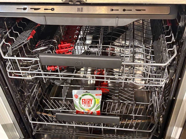 Keller gl5100 nieuw scandinavisch wit lak zijdeglans - showroom keuken - afbeelding 8 van  25