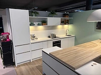 Keller gl5100 nieuw scandinavisch wit lak zijdeglans - showroom keuken - afbeelding 15 van  25