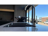 Keller lexington beits bruin eiken verticaal - showroom keuken - afbeelding 2 van  12