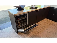 Keller lexington beits bruin eiken verticaal - showroom keuken - afbeelding 3 van  12