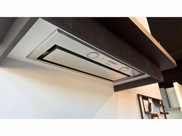 Keller lexington beits bruin eiken verticaal - showroom keuken - afbeelding 7 van  12