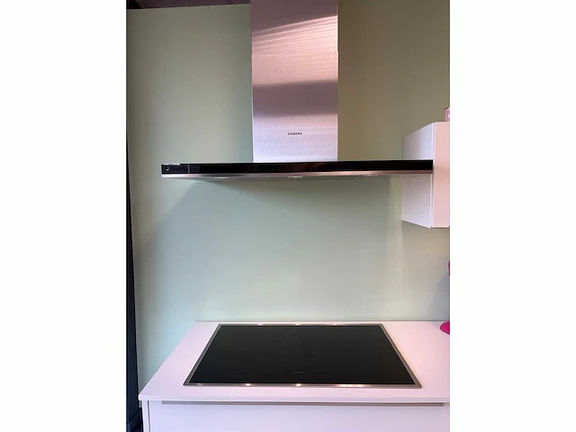 Keller maine/evia wit mat/beits natuur - showroom keuken - afbeelding 13 van  14