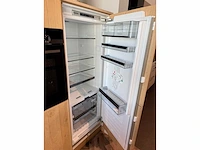 Keller merestein beits op fineer wit/natuur - showroom keuken - afbeelding 13 van  15