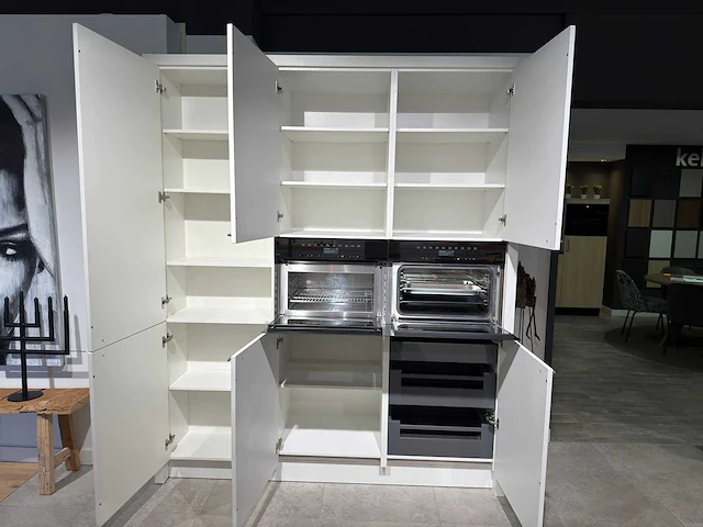 Keller orleans wit structuur wit - showroom keuken - afbeelding 4 van  21