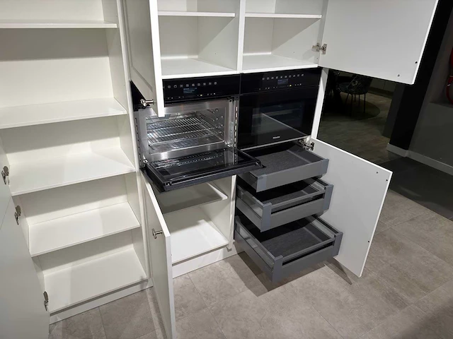 Keller orleans wit structuur wit - showroom keuken - afbeelding 5 van  21