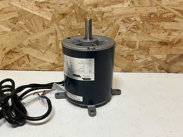 Kelvion 210.070.104 motor ks 70w/1ph - afbeelding 2 van  8