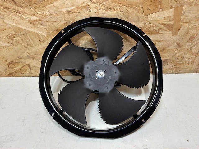 Kelvion fanset 230mm ec 1-fase voor tec (2x) - afbeelding 1 van  10