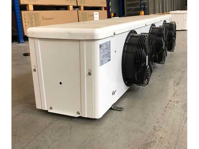 Kelvion ksc 303-4bn plafondkoeler co2-90b - afbeelding 1 van  9