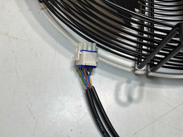 Kelvion ksc-40 ventilator ec 170w - afbeelding 8 van  10