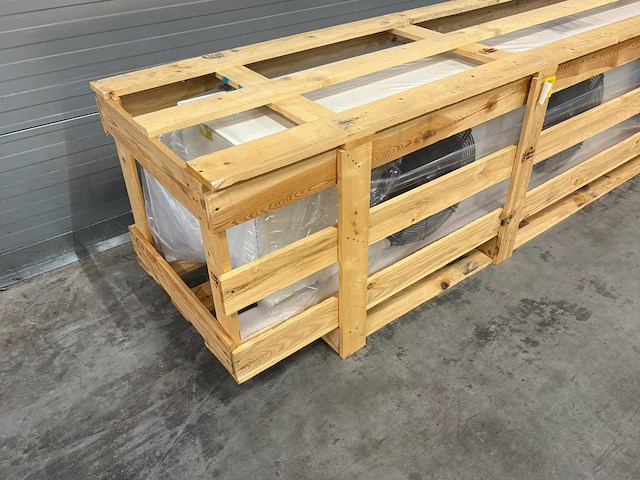 Kelvion ksc 403-4bn plafondkoeler cx90 - afbeelding 2 van  10