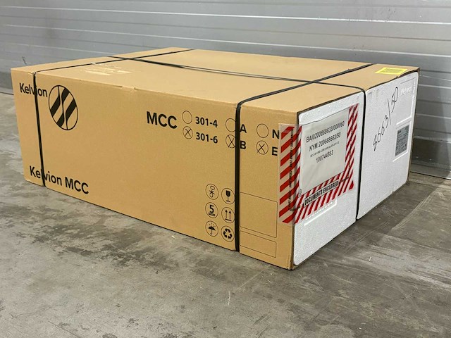 Kelvion mcc 301-6be plafondkoeler cx90 - afbeelding 1 van  9