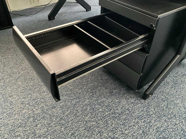 Kembo - bureaus (2x) 160x80 cm met archiefkast (2x) 200x50x75 cm - afbeelding 13 van  14