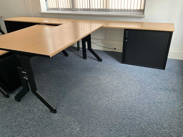 Kembo - bureaus (2x) 160x80 cm met archiefkast (2x) 200x50x75 cm - afbeelding 14 van  14