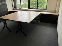 Kembo - bureaus (3x) 200x100 cm met archiefkast (2x) 220x50x75 cm - afbeelding 1 van  10