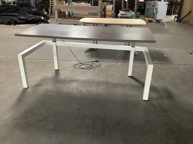 Kembo - desk - afbeelding 2 van  5