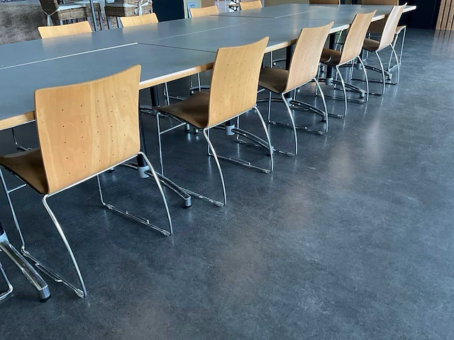 Kembo - kantinetafels 160x80x73 cm (6x) en stapelbare stoelen (24x) - afbeelding 9 van  10