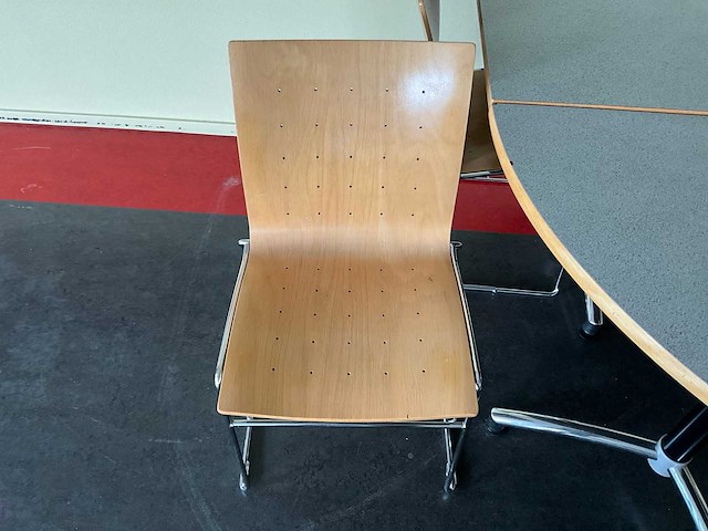 Kembo - kantinetafels en stoelen - afbeelding 2 van  5