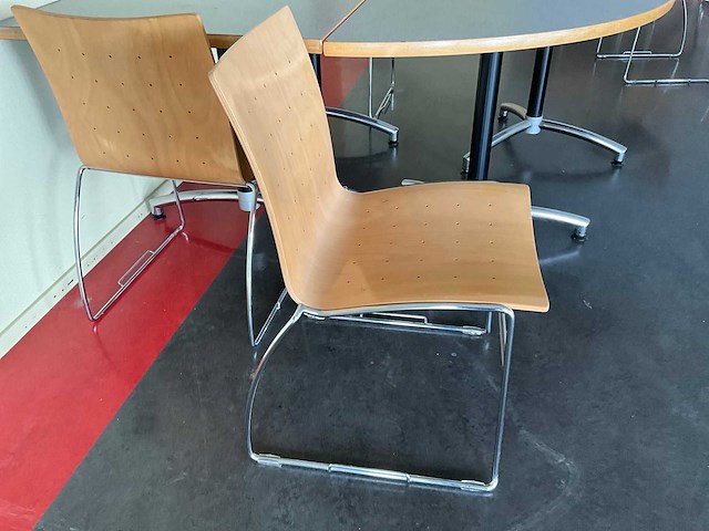 Kembo - kantinetafels en stoelen - afbeelding 3 van  5