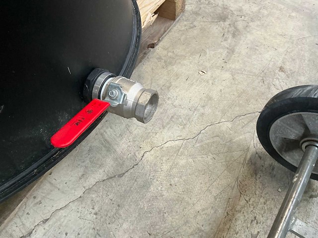 Kemeling kunststof tank - afbeelding 7 van  7