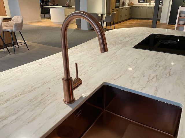 Kemie composiet allure eiland werkblad met bora inductiekookplaat-kraan en spoelbak - afbeelding 10 van  11