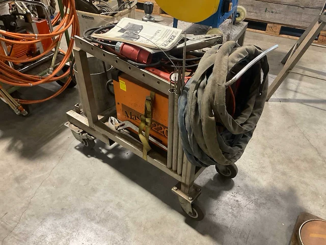 Kemppi mastertig 2200 diverse lasmachines - afbeelding 1 van  6