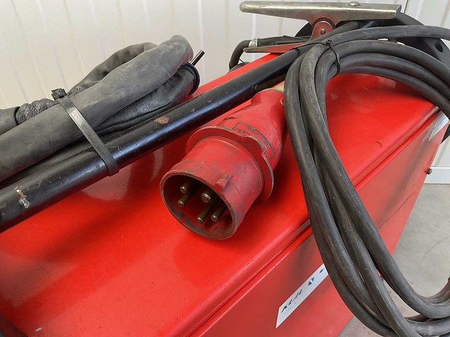 Kemppi mastertig ac/dc 2500 lasapparaat - afbeelding 7 van  8