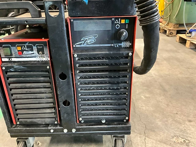 Kemppi pro mig500 - 3000 - cool mig lasapparaat - doorvoerapparaat - koelunit - afbeelding 10 van  12