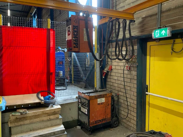 Kemppi ra400 mig lasapparaat met aanvoerunit op bovenloopsysteem - afbeelding 1 van  11