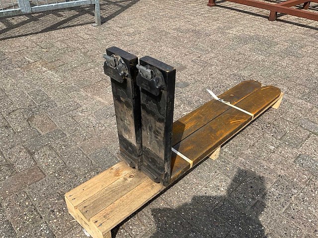 Kenhar k-642 set heftruck vorken - afbeelding 3 van  7