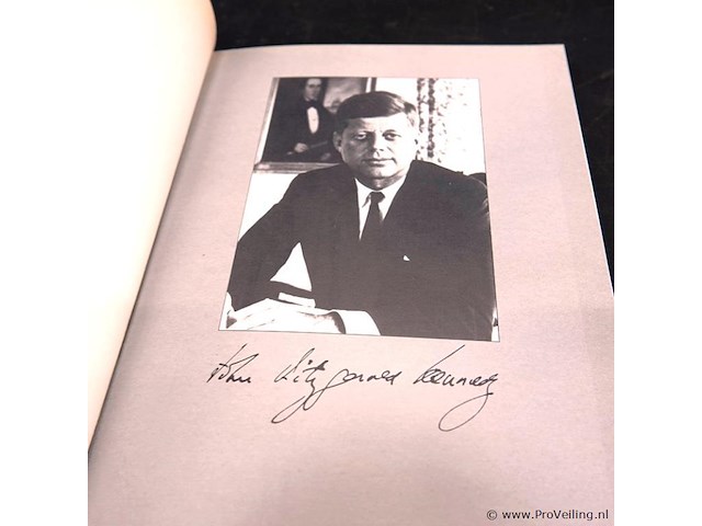 Kennedy - afbeelding 2 van  5