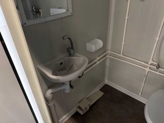 Kenner group combi 2 mobiele toiletcontainer / sanitair unit – compleet met toilet en leidingwerk - afbeelding 8 van  13