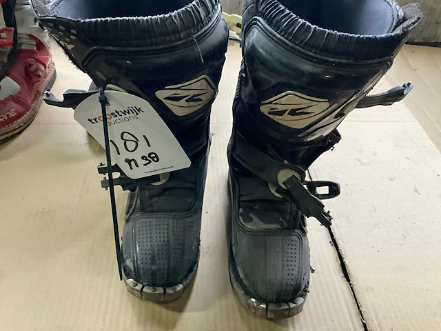 Kenny track paar crosslaarzen (mt 38) - afbeelding 2 van  3