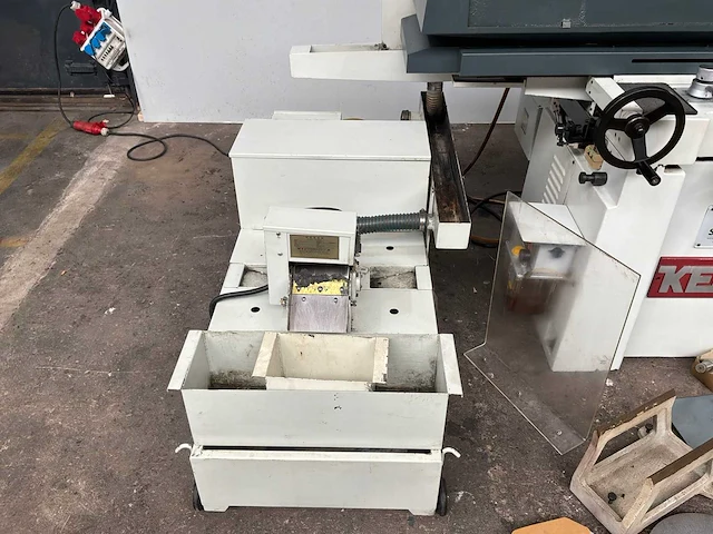 Kent - 2015 - kgs-63wm1 - vlakslijpmachine - afbeelding 12 van  14