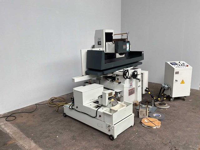 Kent - kgs-63wm1 - surface grinding machine - 2015 - afbeelding 8 van  14