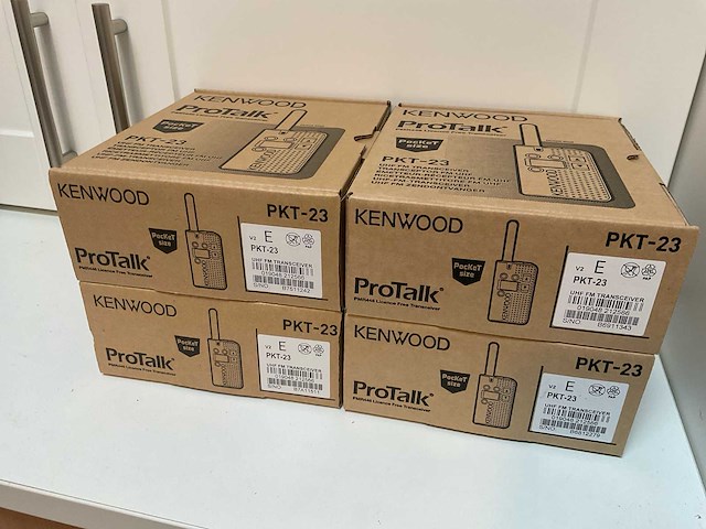 Kenwood pkt-23 licentievrije portofoon (4x) - afbeelding 1 van  7