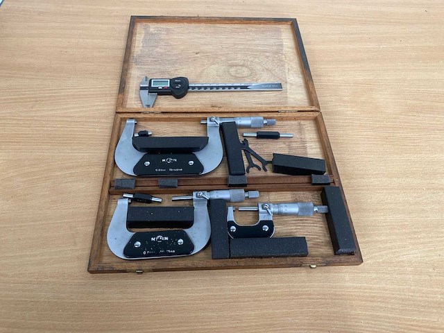 Kepn 50-100mm diverse micrometers - afbeelding 1 van  6