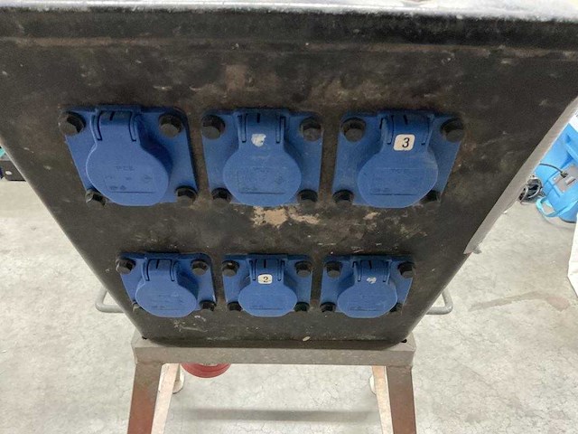 Keraf - 06 - 109256 omega spec - bouwaansluitkast - afbeelding 1 van  9