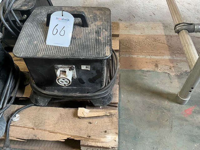 Keraf 3000va scheidingstrafo - afbeelding 3 van  4