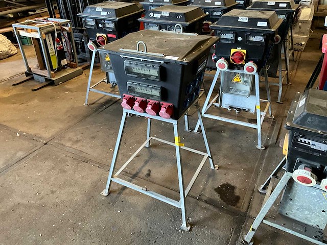 Keraf bouwaansluitkast - afbeelding 1 van  5