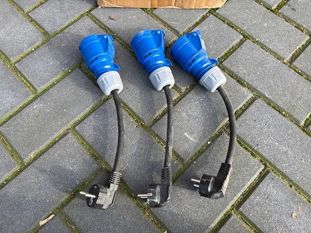 Keraf stekker pce 213 200~250 (25x) - afbeelding 1 van  8