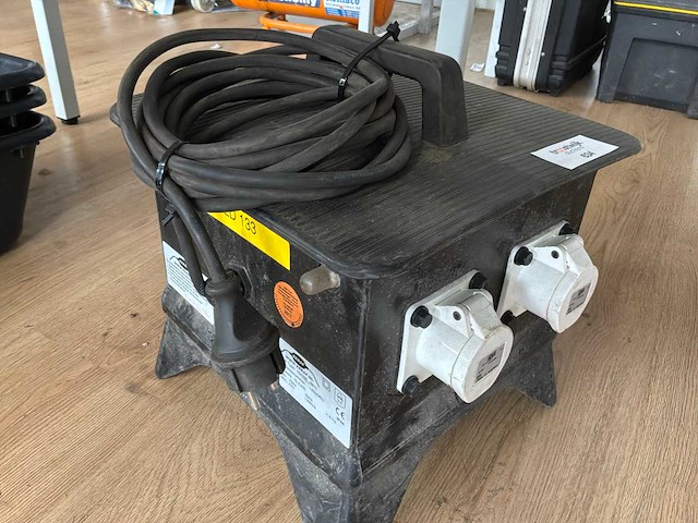 Keraf transformator - afbeelding 1 van  2