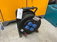 Keraf verlengkabelhaspel - afbeelding 1 van  2