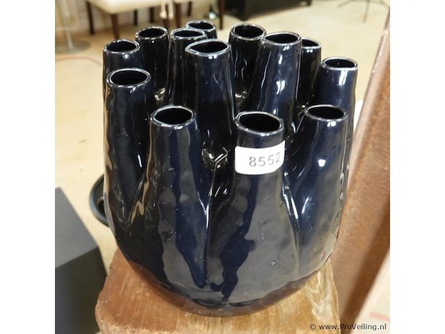 Keramieken tulpenvaas - afbeelding 1 van  5