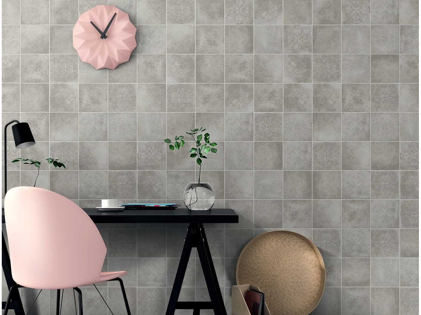 Keramische- en natuursteen tegels en sanitair