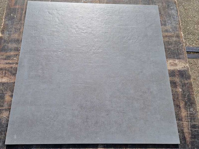 Keramische tuintegels (ca.9m²) - afbeelding 1 van  2