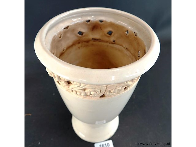 Keramische vaas met sculptuurrand - afbeelding 3 van  5