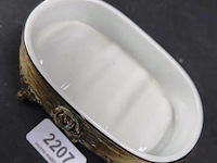 Keramische zeephouder in messing houder - afbeelding 3 van  5